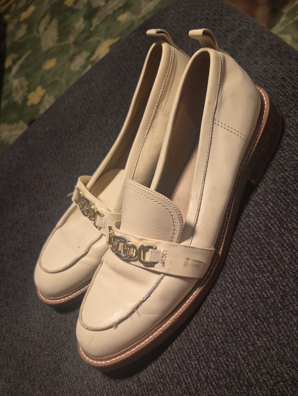 Sam Edelman Cream Leather Loafers with Gold Chain Detail
